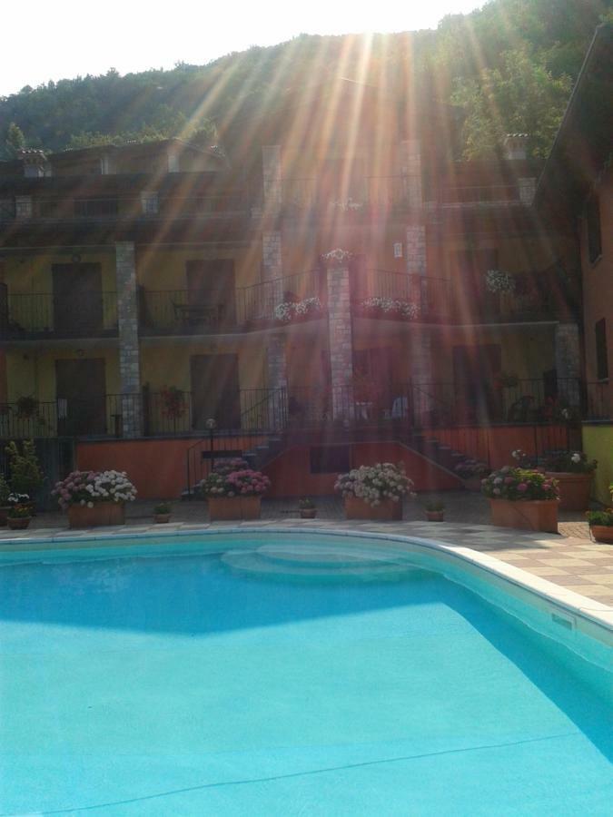 Relax Vista Lago Villanuova sul clisi 외부 사진
